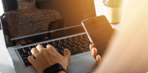 Native and cross-platform mobile application development and architecture